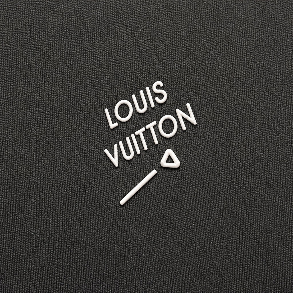 Louis Vuitton Pin Tshirt