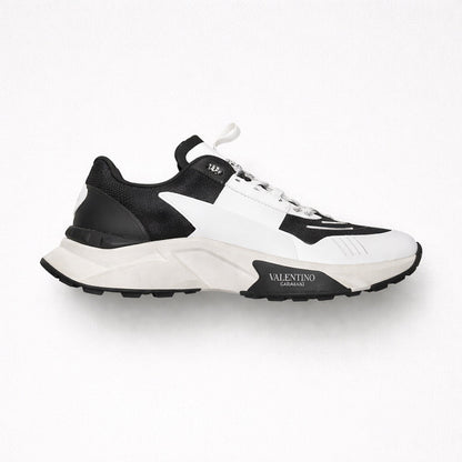 Valentino Garavani True Act Low Top Sneaker