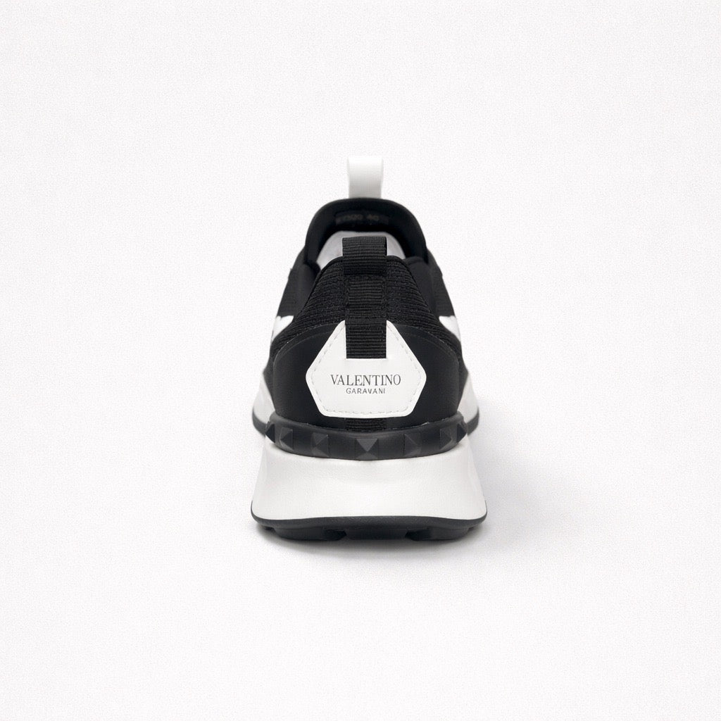 Valentino Garavani True Act Low Top Sneaker